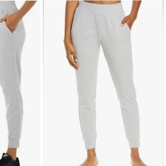 Alo sweatpants - jogger style! - Picture 1 of 4